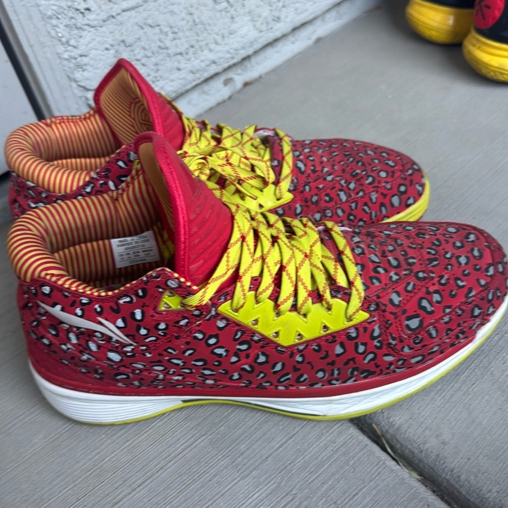 Dwyane Wade brand size 15 worn but very nice and taken care of very well.